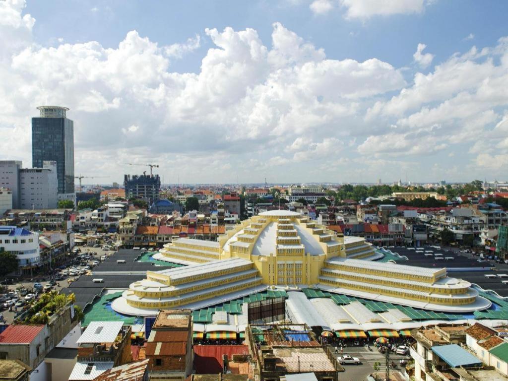 Jun Yue Hotel Phnom-Penh Buitenkant foto