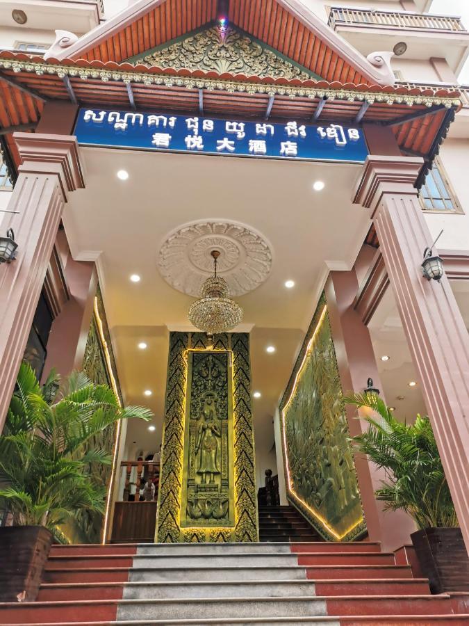 Jun Yue Hotel Phnom-Penh Buitenkant foto